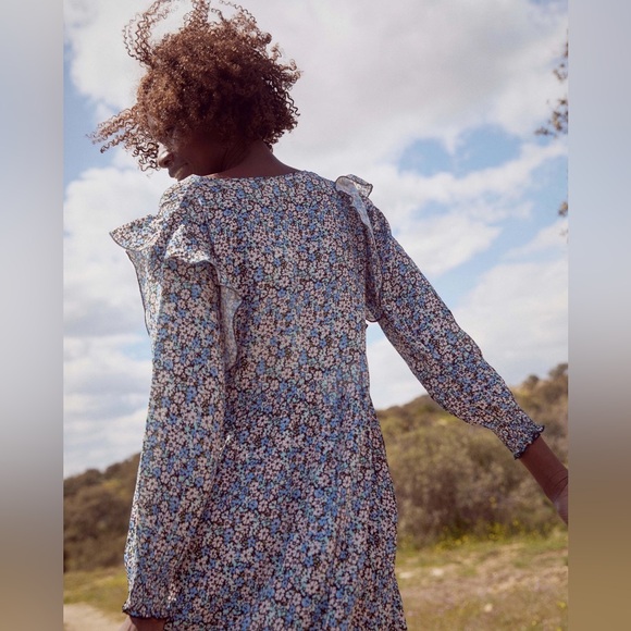 Sonmer Ruffle Sleeve Floral Dress NWT - Picture 8 of 8